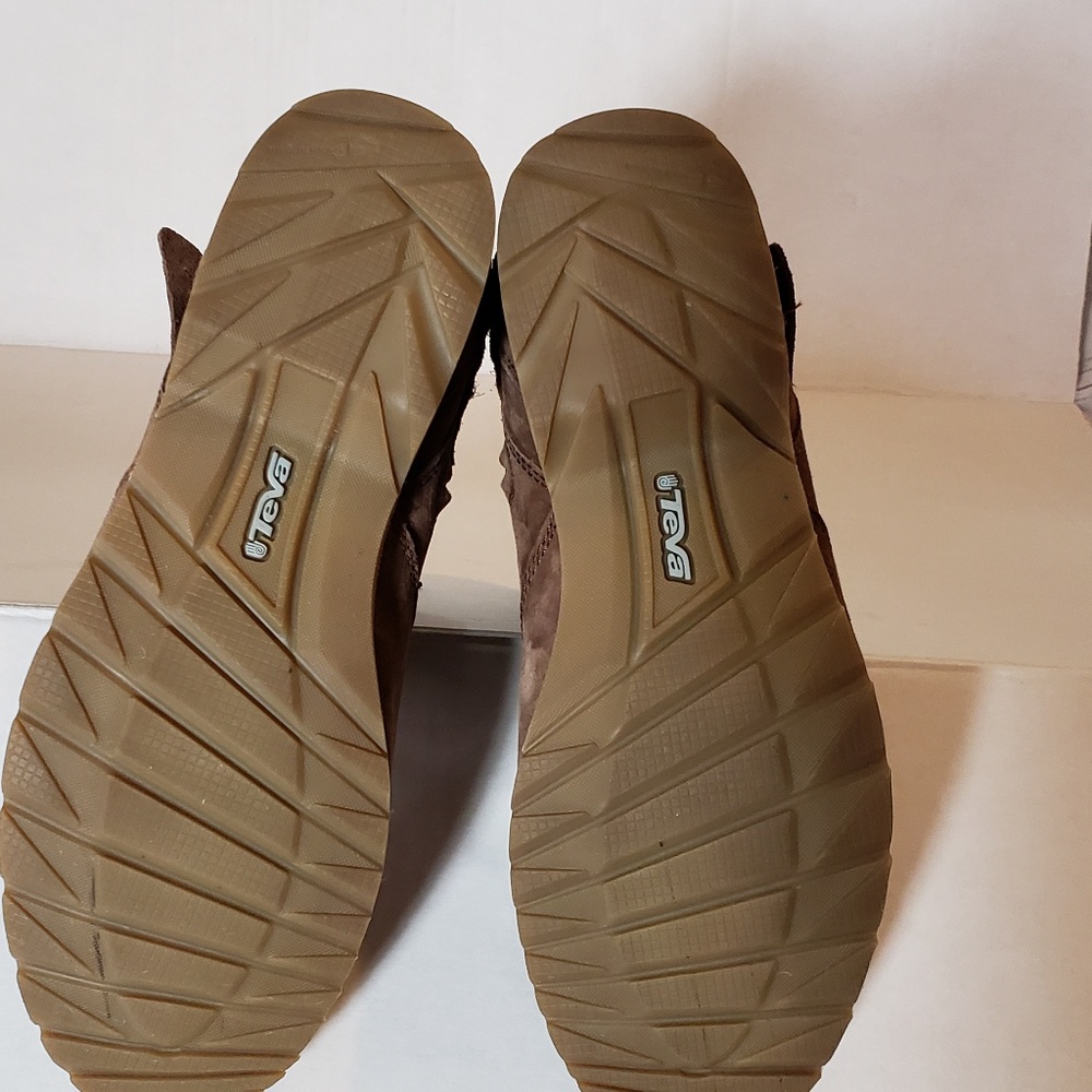 Teva De La Vina Suede Boot size 6.5 - Picture 6 of 7